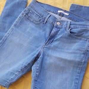 Levi's blue wash 710 super skinny denim